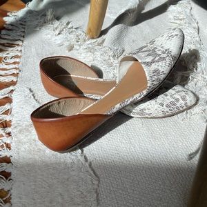 Dolce Vita Flats